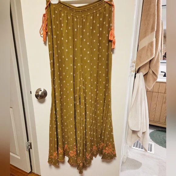 Free People 2 Piece Pant Set - Picture 3 of 6